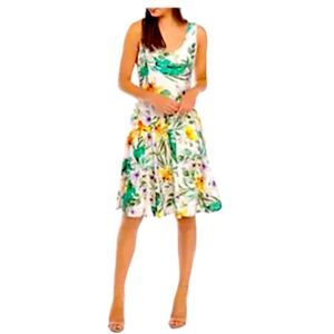 🆕 🌟Cupio Sleeveless Bow Back Dress